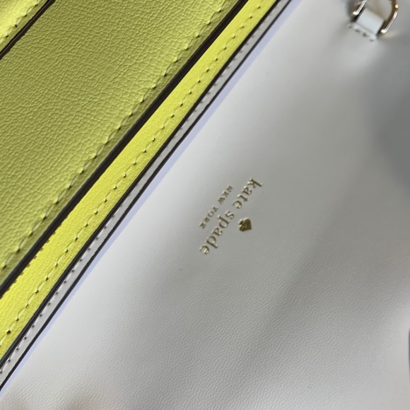 Authentic Kate Spade leather turnlock Crosb/wallet - Picture 7 of 11